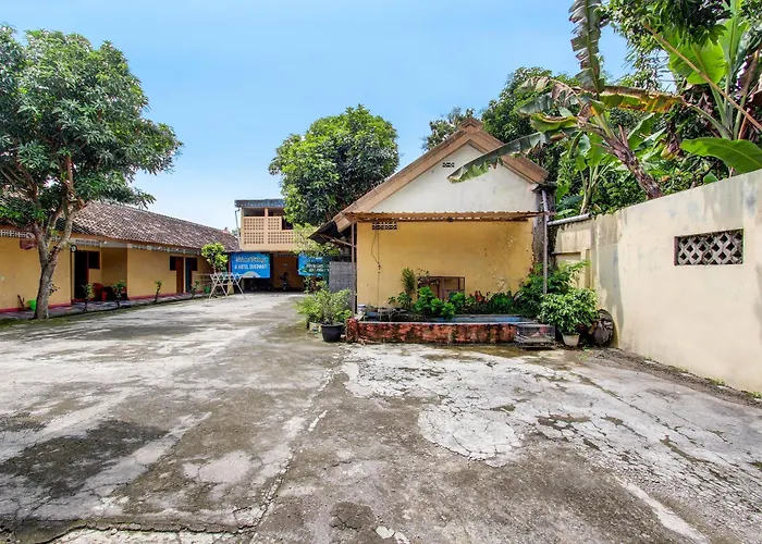 Hotel O Sukowati Surakarta 